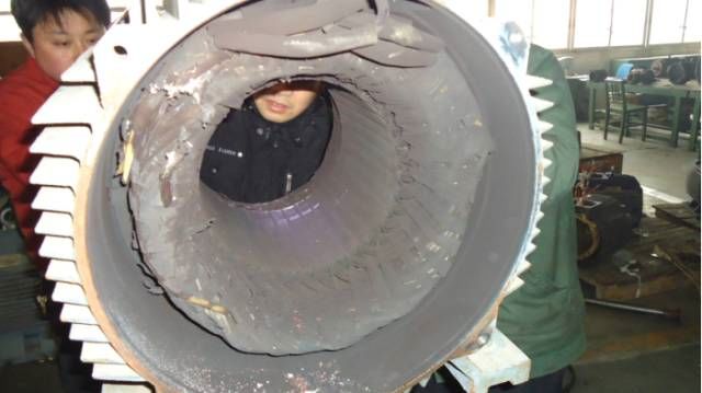 這臺電機燒機了，大伙來說說…-